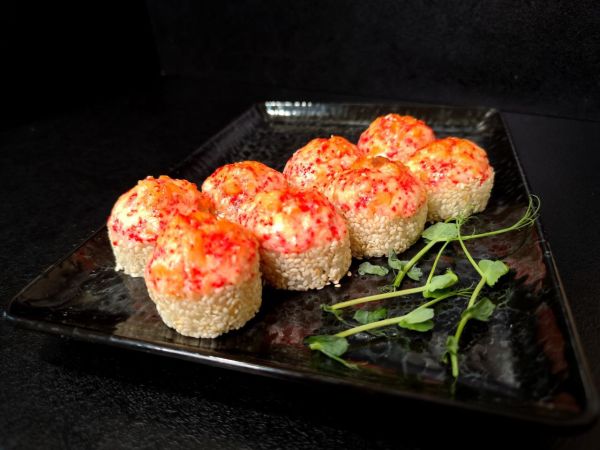 Фото Запечений з лососем хк - vkusnyyesushi.shop