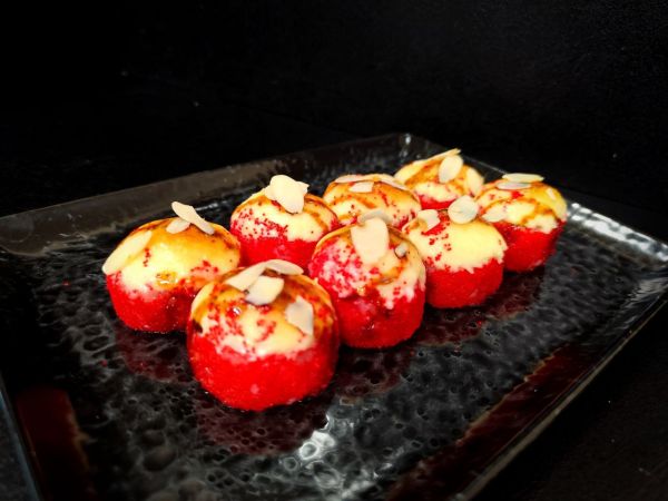 Фото Запечений з лососем та креветкою - vkusnyyesushi.shop